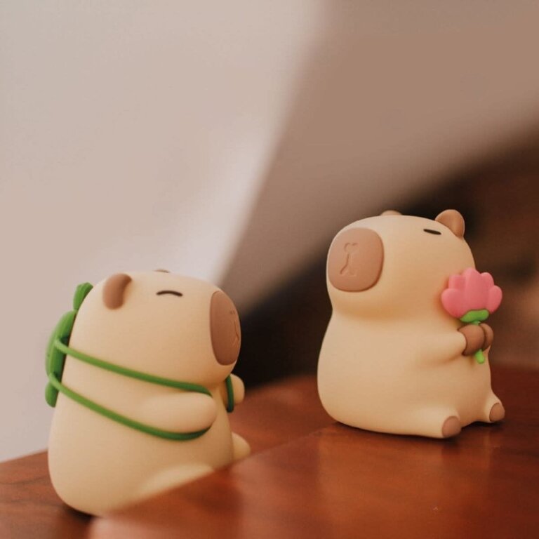 Mary's Led Lamp - Kapibara Tourist