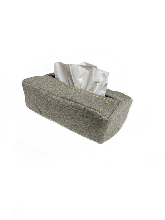 Coco & Pine Hoes Tissue Box - Golden Freckles