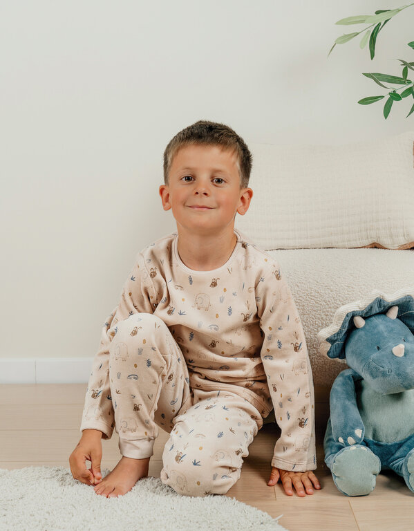 Noukie's Beige fluwelen 2-delige pyjama met olifantenmotief