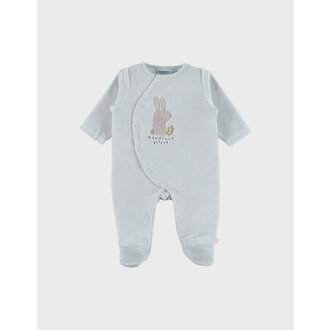 Noukie's Babypyjama in aquafluweel met konijnenborduurs