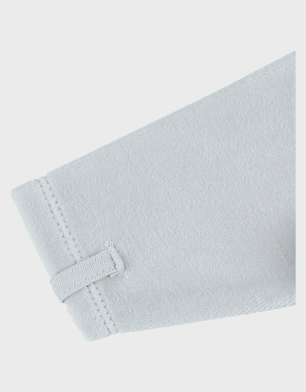 Noukie's Babypyjama in aquafluweel met konijnenborduurs