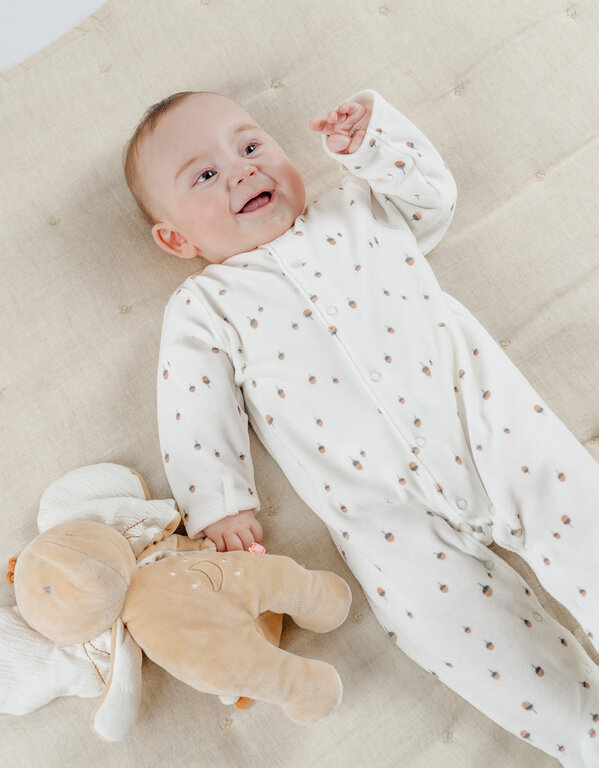 Noukie's Set van 2 geborduurde fluwelen pyjama's konijn