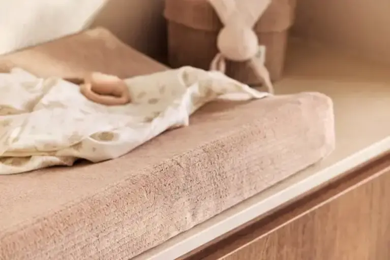 Jollein Aankleedkussenhoes 50x70cm Cloudy Rib - Milky Coffee