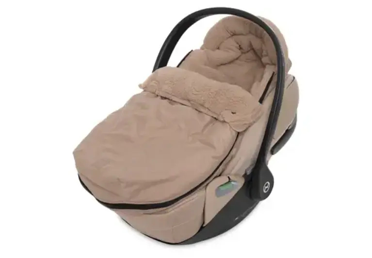 Jollein Voetenzak groep 0+ 3/5 punts gordel Embossed - Milky Coffee