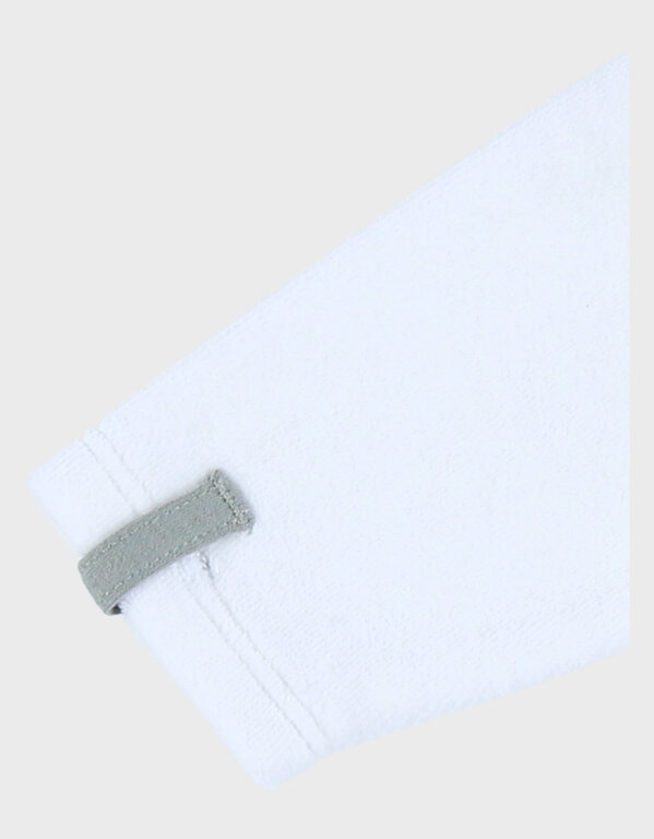 Noukie's Witte babypyjama's met olifantenborduursel in fluweel