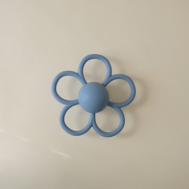 Mushie Rattle Daisy Teether - Faded Denim