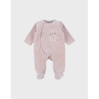 Noukie's Roze velours baby pyjama met kattenborduursel 1M