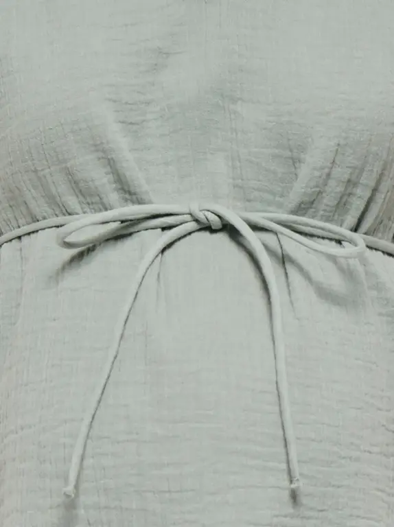 Only OLMTHYRA  V-Neck Top Groen