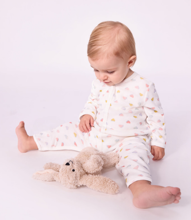 Petit Bateau Fluwelen babypyjama zonder voetjes met hartjesprint