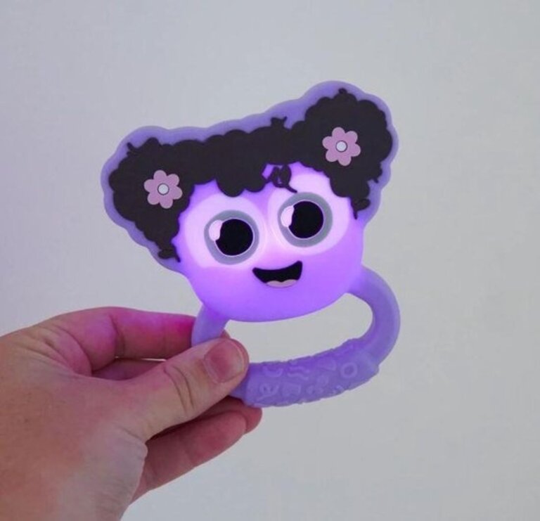 Glo Pals rattle Lumi