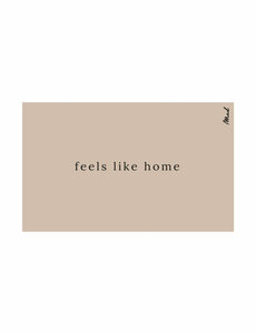 Mad about mats Amber Schraper 67x110