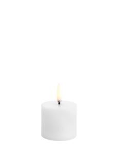 Piffany LED pillar candle, Nordic white, Smooth, 5x4,5