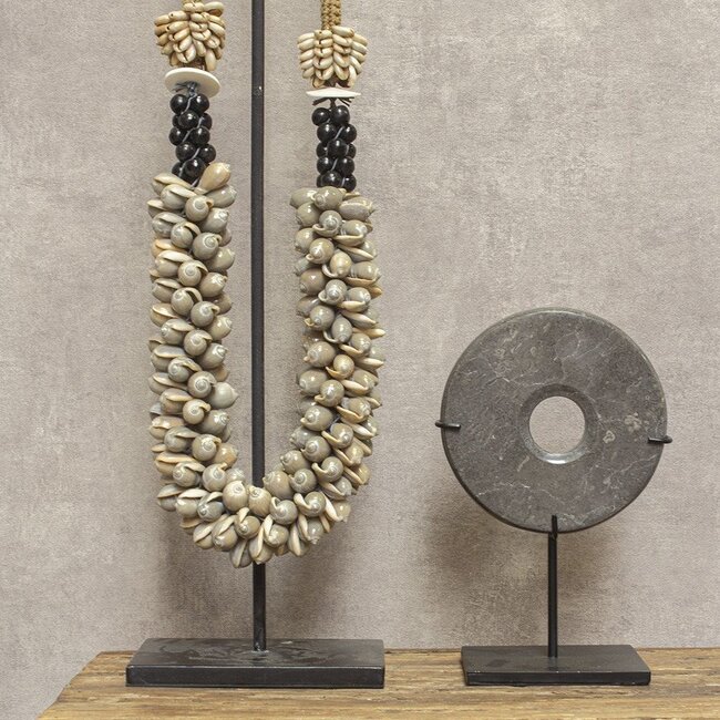 Marmer op zwarte standaard - Grijs - 26x16x12 cm