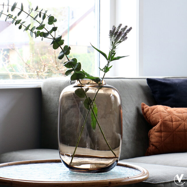 Taupe vaas Artic van rookglas - Vase the World