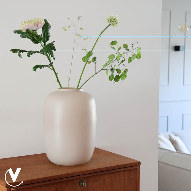 Ivoorkleurige bloemenvaas Artic - Vase the World