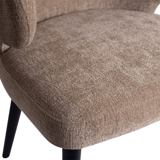 PTMD Eetkamerstoel Fiori - Beige eetkamerstoel met armleuning - Stoel voor eettafel - Beige stoel - Zandkleurige eetkamerstoel