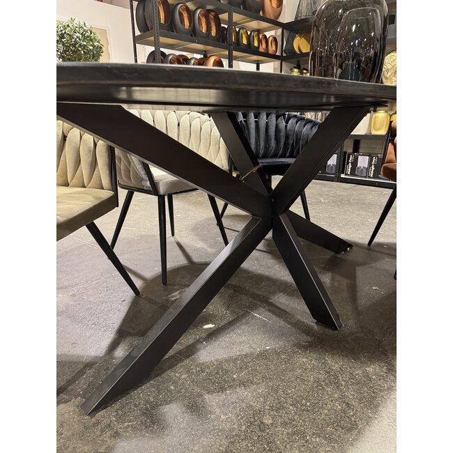 Homerebels Collection Zwart marmeren eettafel met metalen spinpoot - 180x90 cm