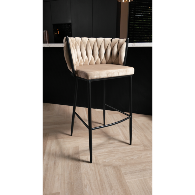 Homerebels Collection Wave barkruk met gevlochten rugleuning - velvet barstoel met zwarte poten - zithoogte 65 cm
