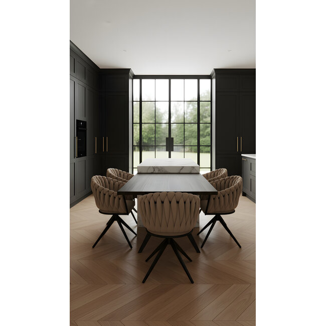 Homerebels Collection Eetkamerstoel Zand ‘Wave Chair’ – Gevlochten rugleuning – Velvet eetkamerstoel met 360 graden draaiend frame.