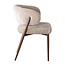 Pole to Pole Beige stoffen eetkamerstoel met armleuning — Fuji japandi stoel met houtlook poten en zachte bekleding