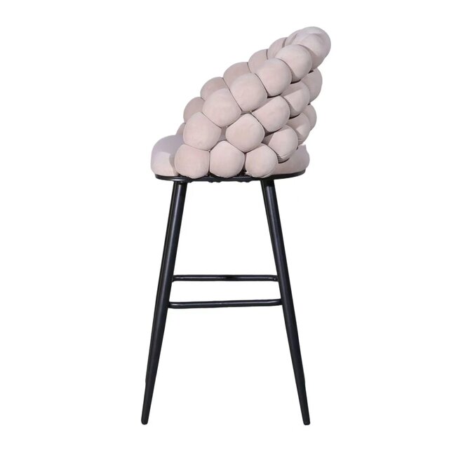 Homerebels Collection Bubble Barstool beige velvet barkruk 65 cm met armleuningen en zwarte poten | Bolvormige bubble rugleuning | Luxe design barkruk voor kookeiland of lage bartafel