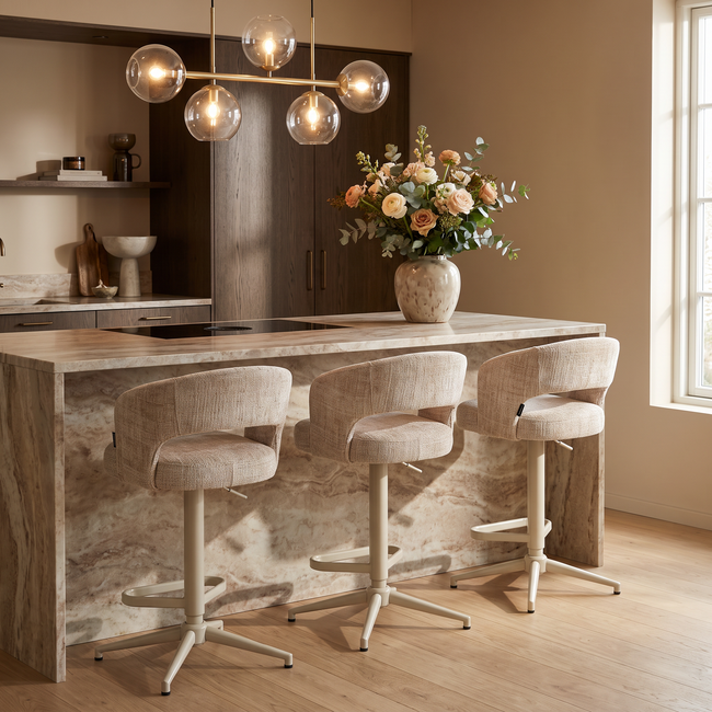 Homerebels Collection Draaibare barkruk met armleuning en rugleuning in beige | In hoogte verstelbaar 64–84 cm | Met voetensteun | Kookeiland & bartafel