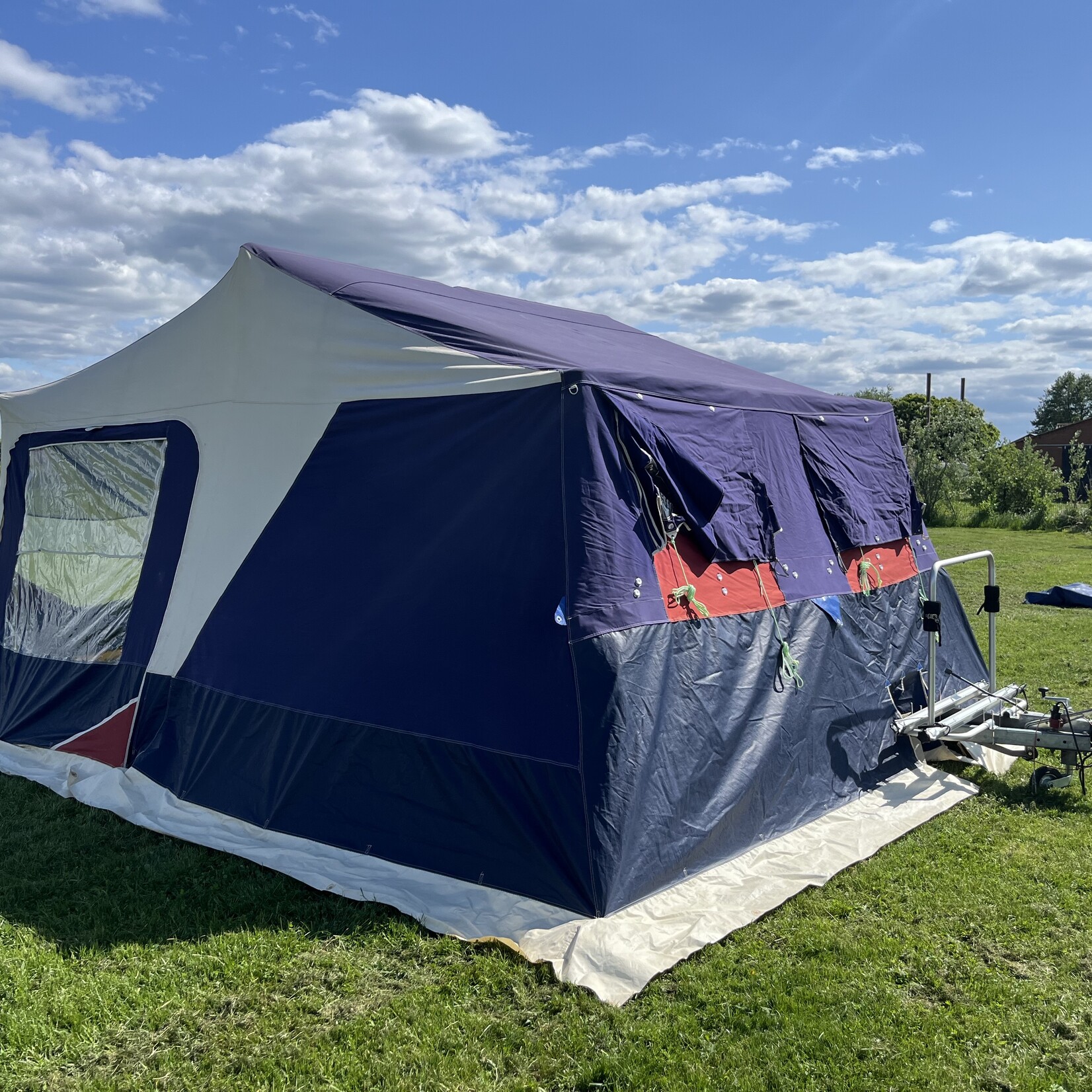 Jamet Jametic 123 systeem met luifel en 2 bedden