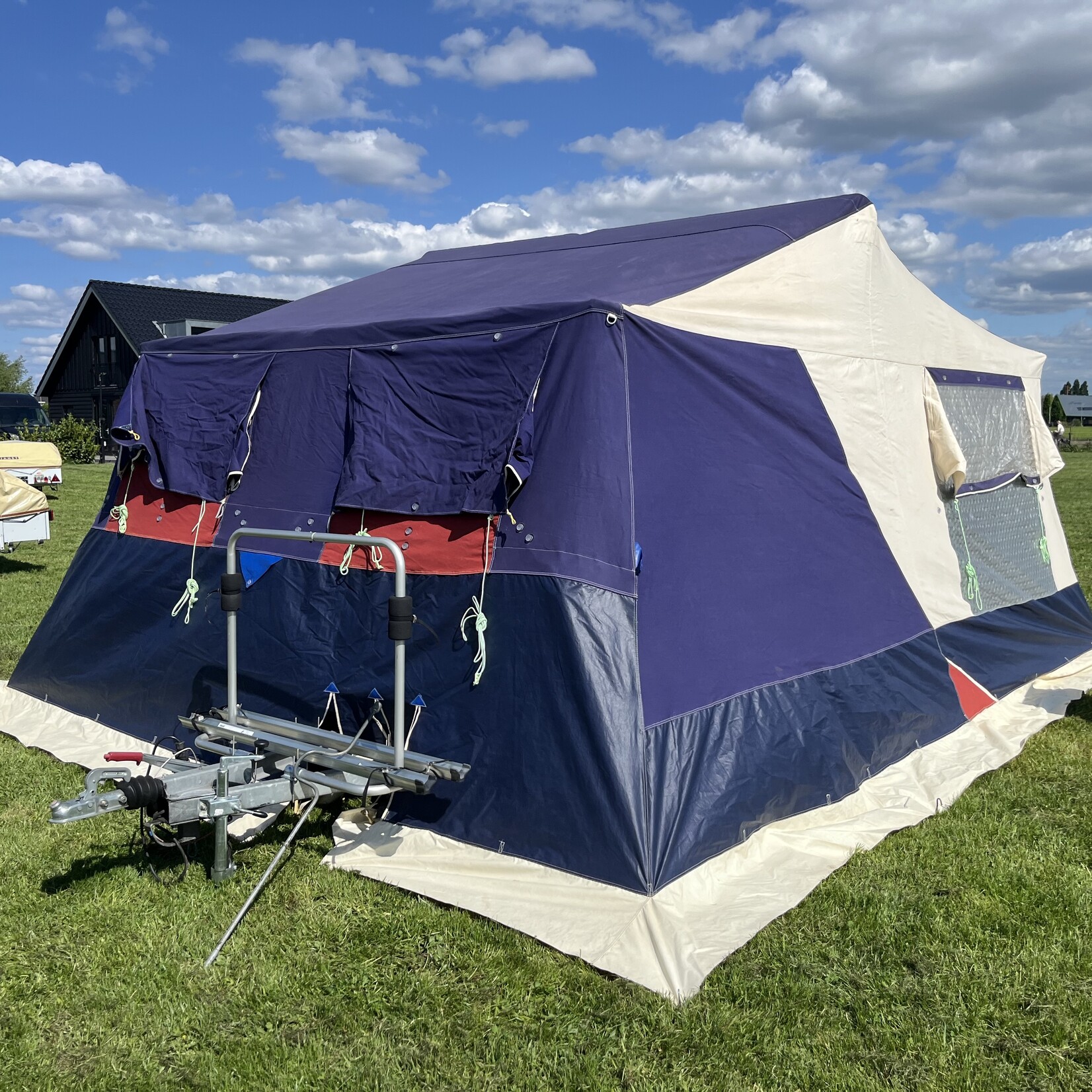 Jamet Jametic 123 systeem met luifel en 2 bedden