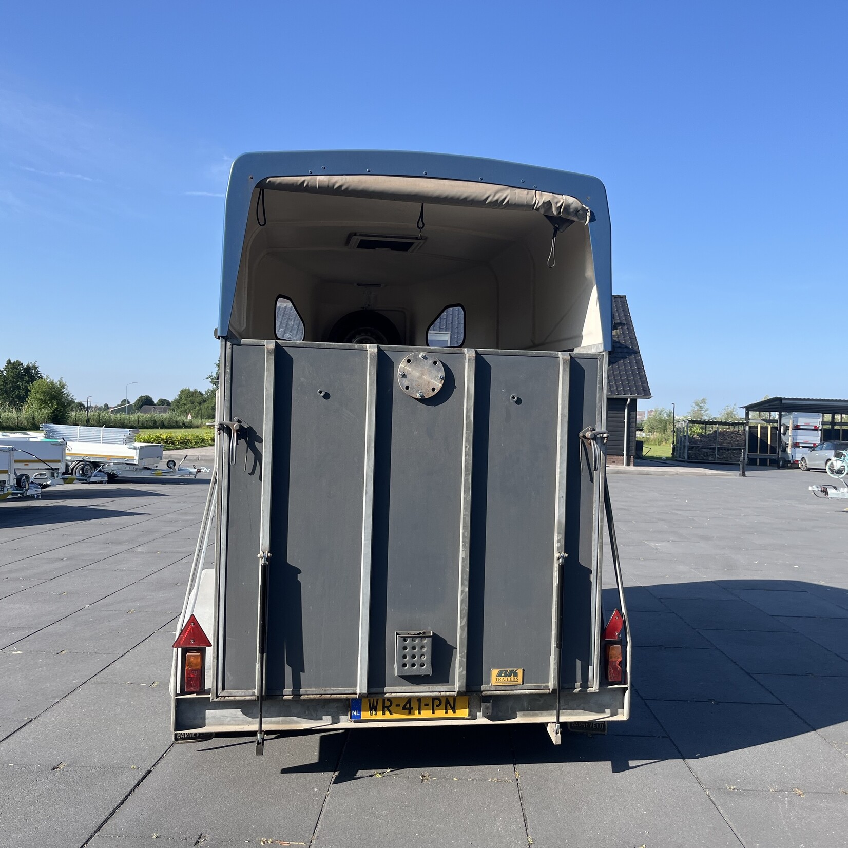 Weijer Koetsentrailer in goede staat met zadelkamer