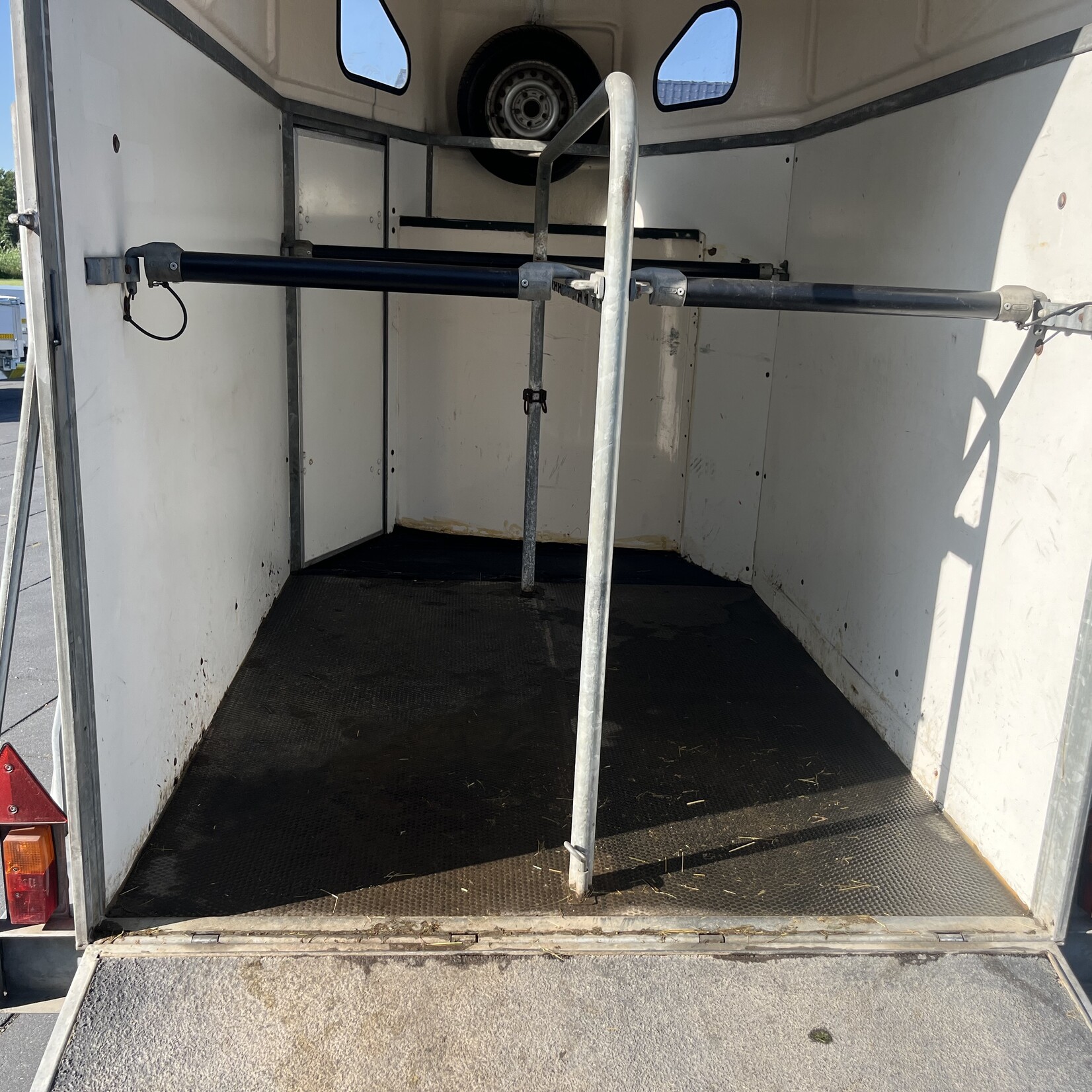 Weijer Koetsentrailer in goede staat met zadelkamer