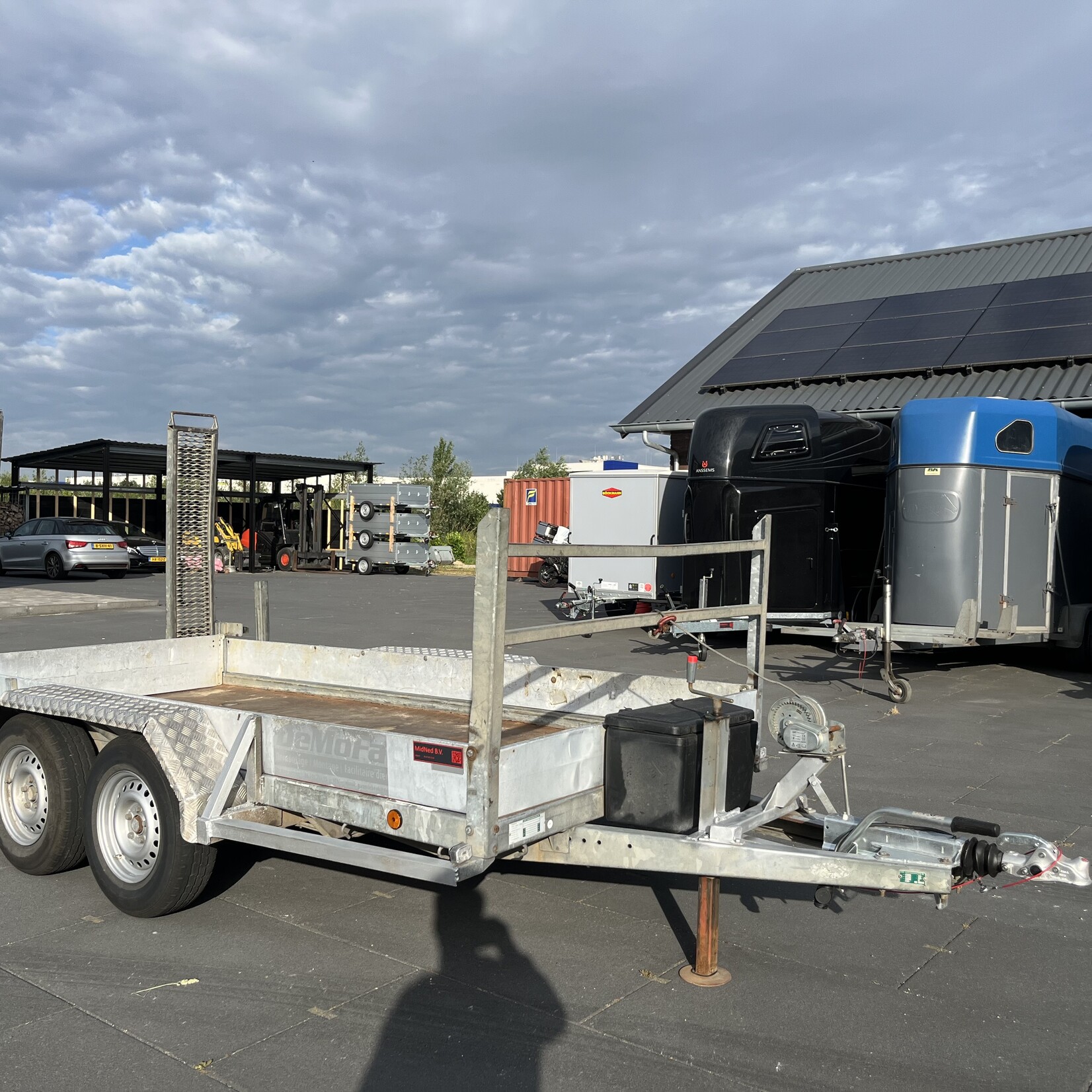 Atec Machine transporter