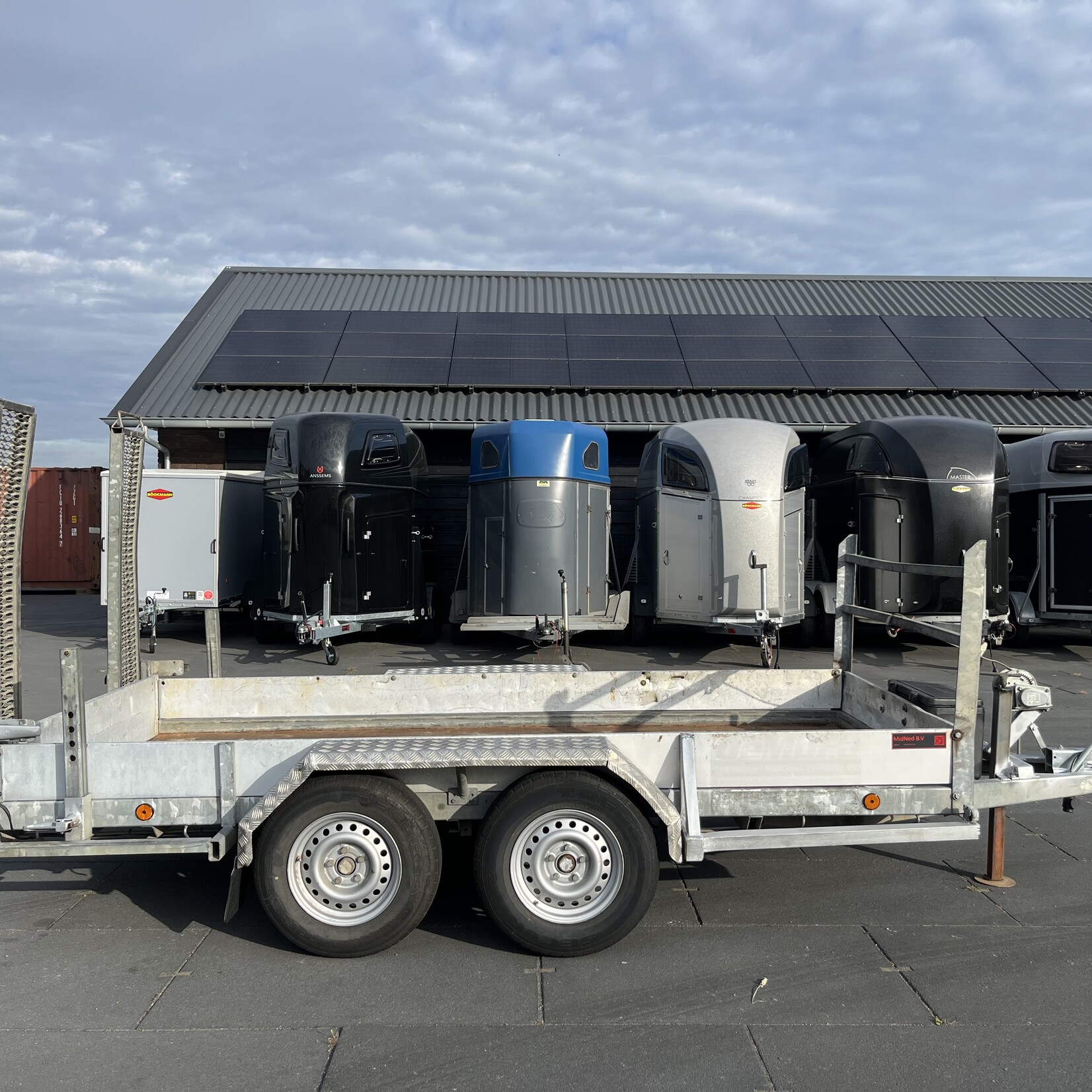 Atec Machine transporter