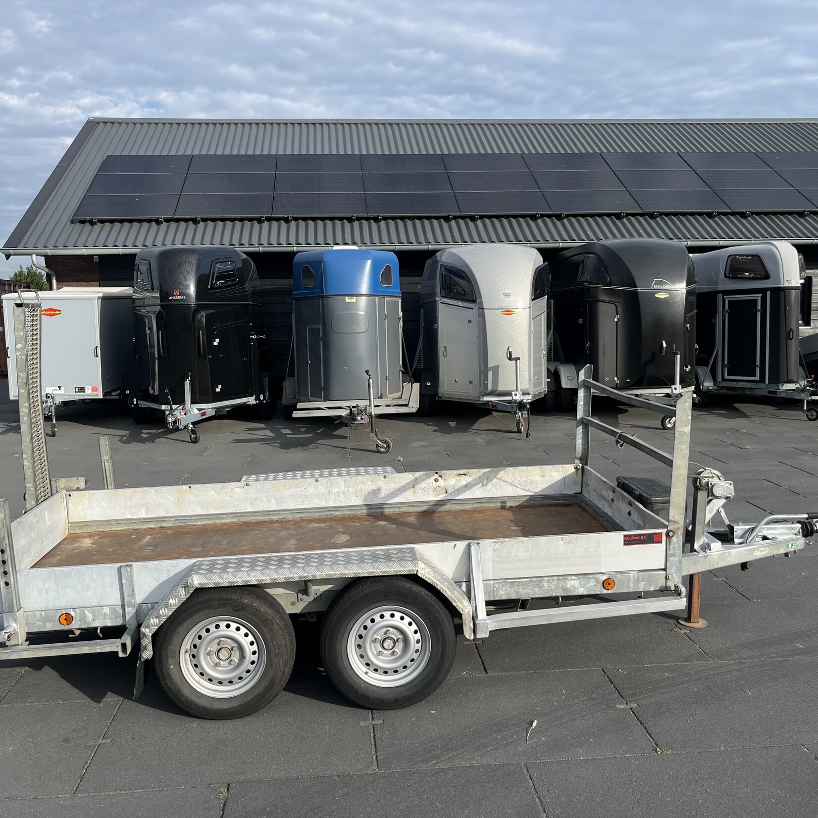 Atec Machine transporter