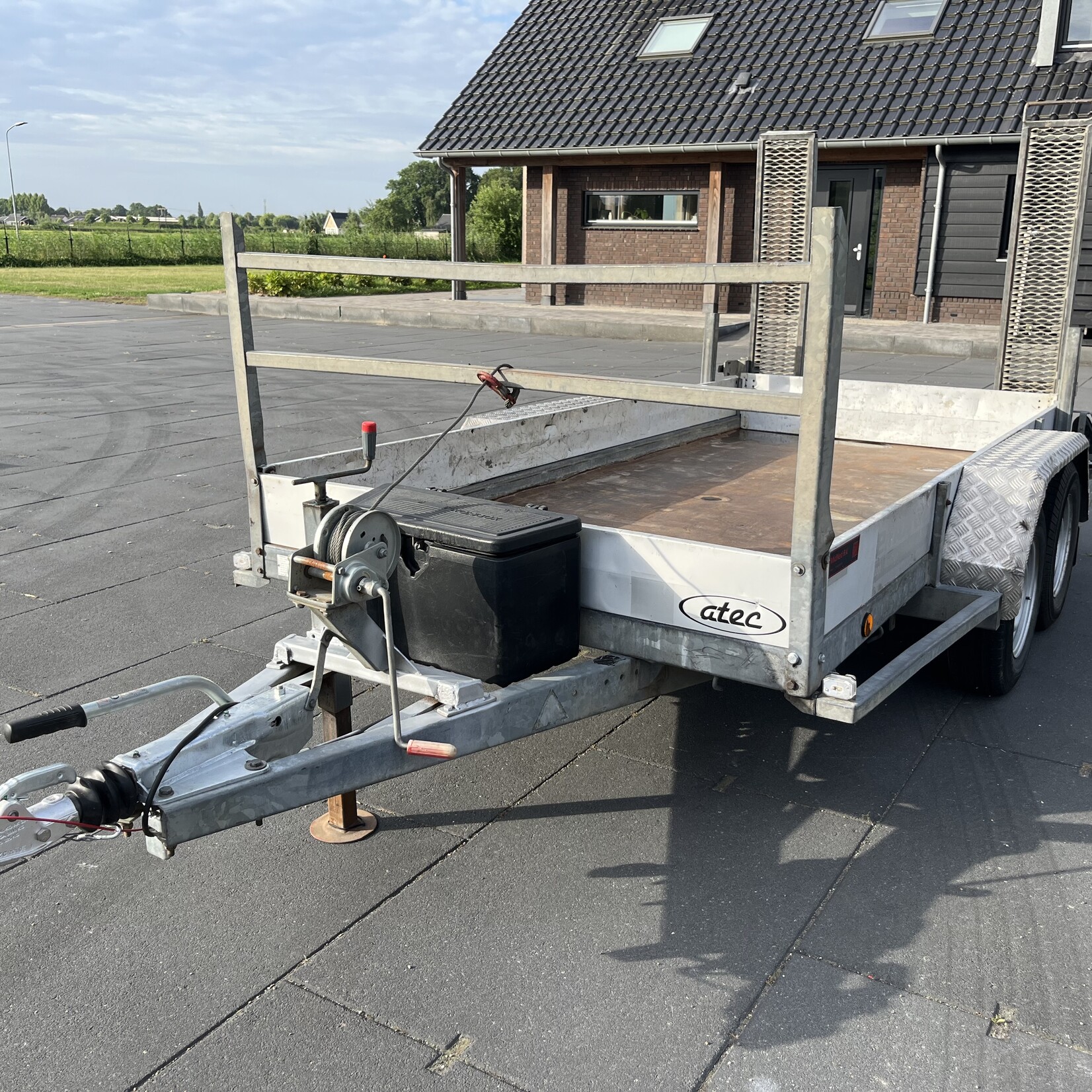 Atec Machine transporter