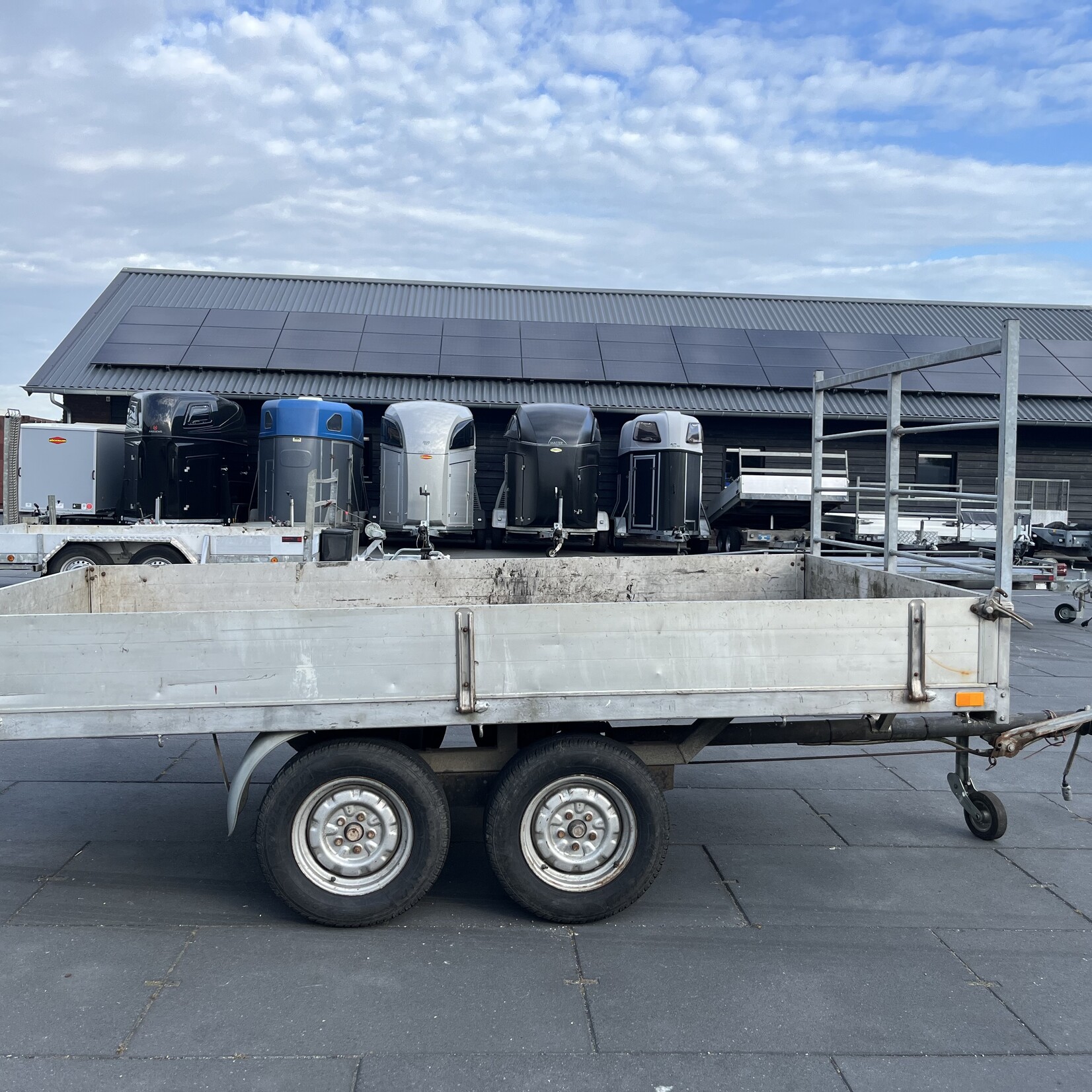Solide Plateauwagen 400x180 Marge Geen BTW