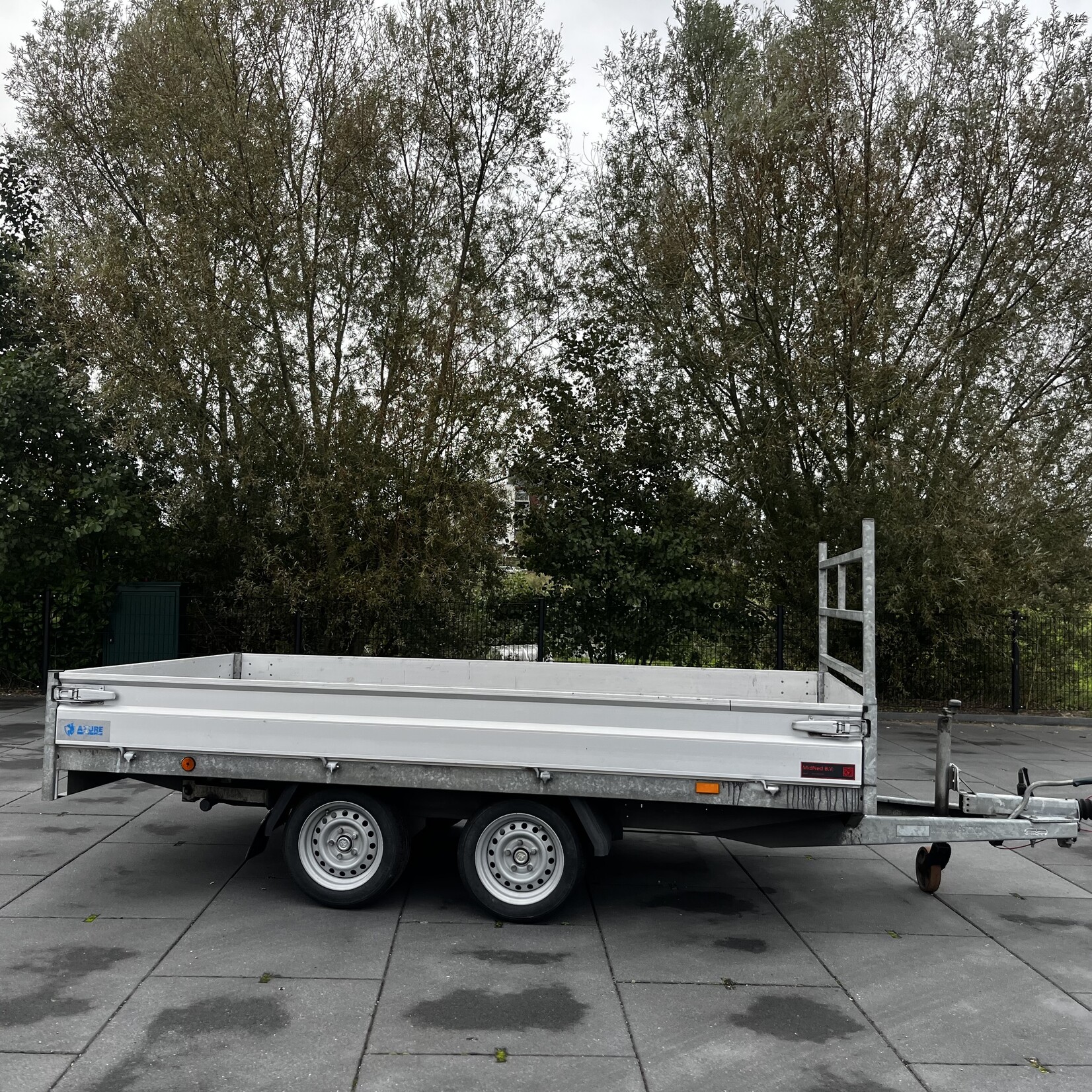 Hapert 335 x 185 cm