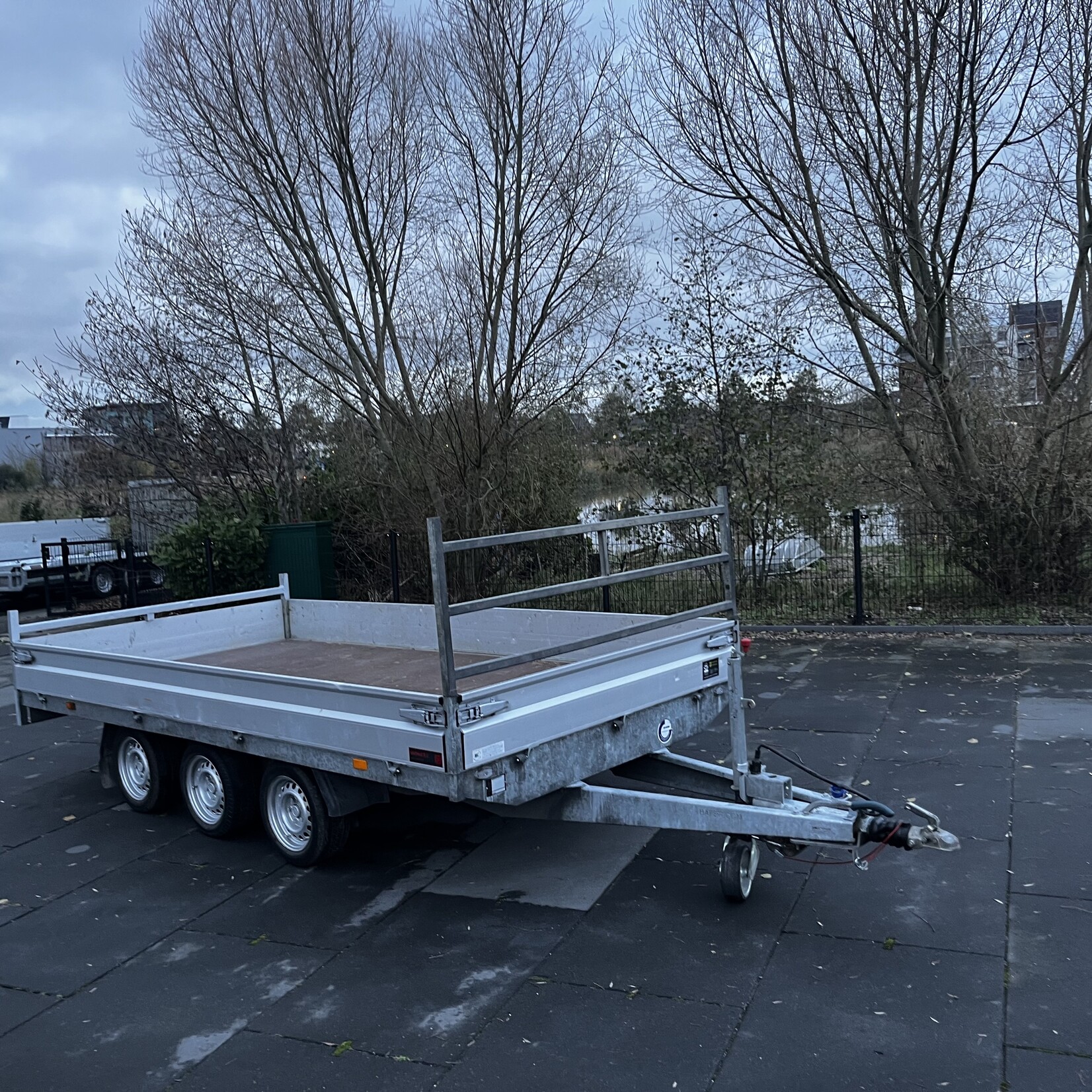 Hapert Plateauwagen 405 x 205 cm 3-asser 3500 kg