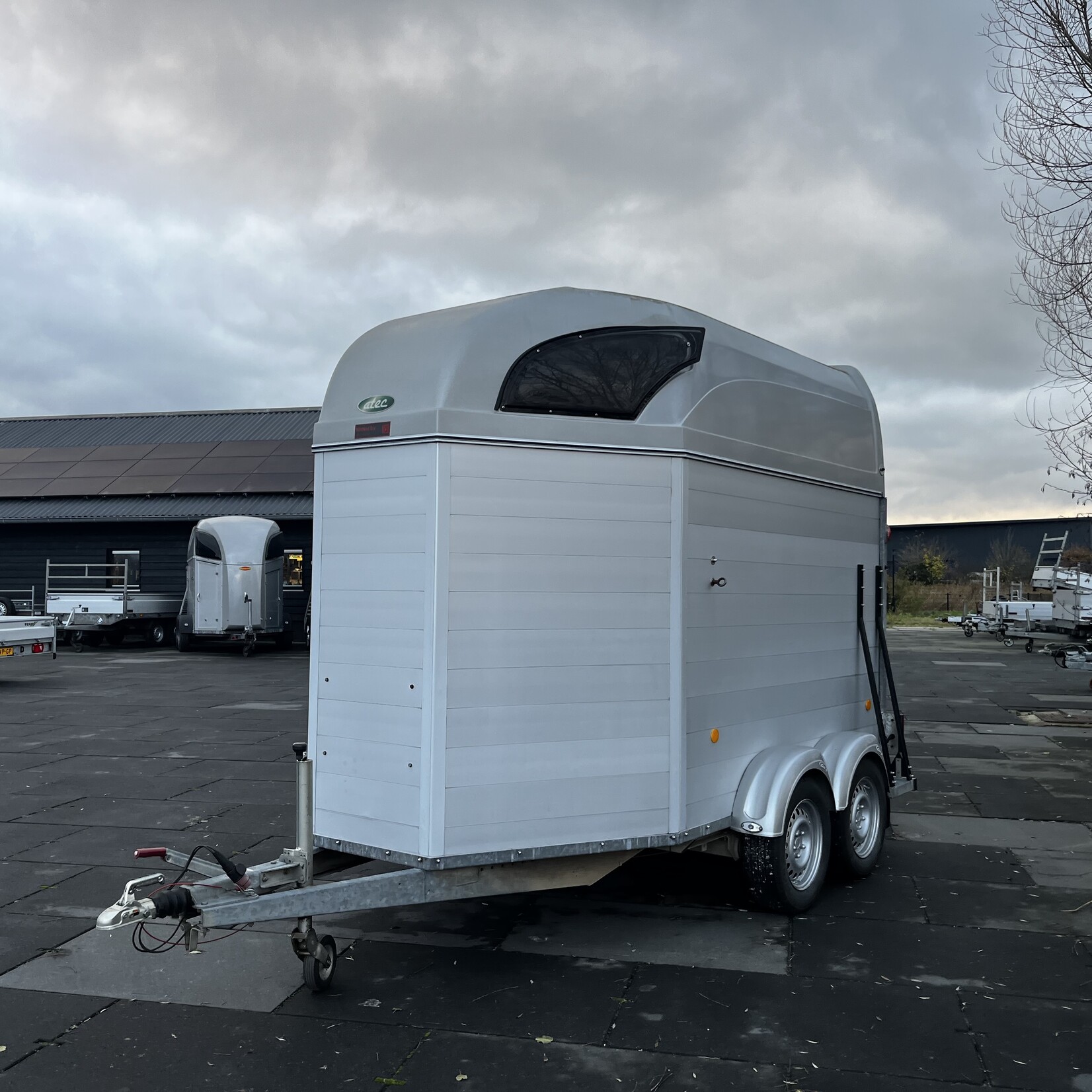 Atec Starline 2-paards trailer Extra Hoog Volledig aluminium