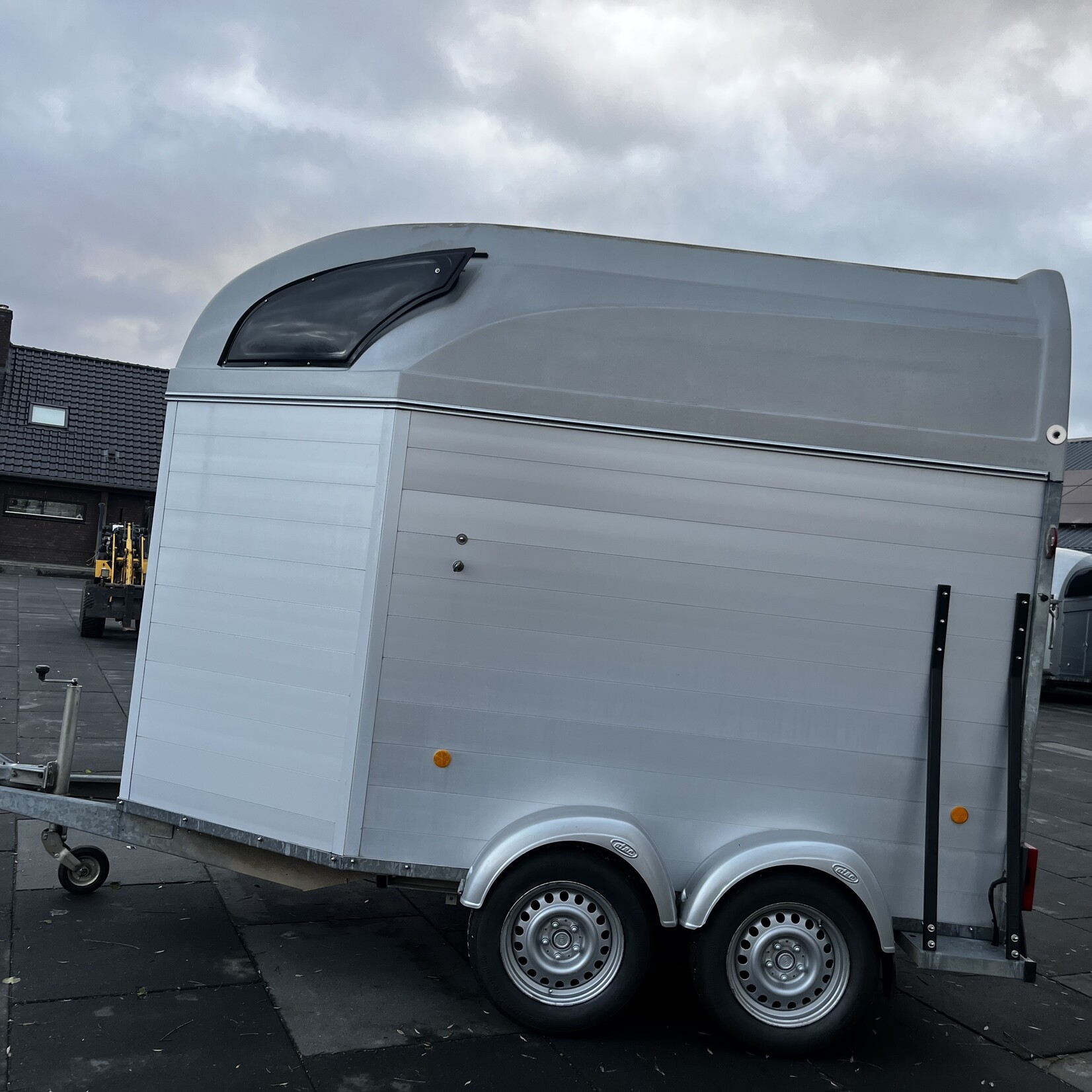 Atec Starline 2-paards trailer Extra Hoog Volledig aluminium