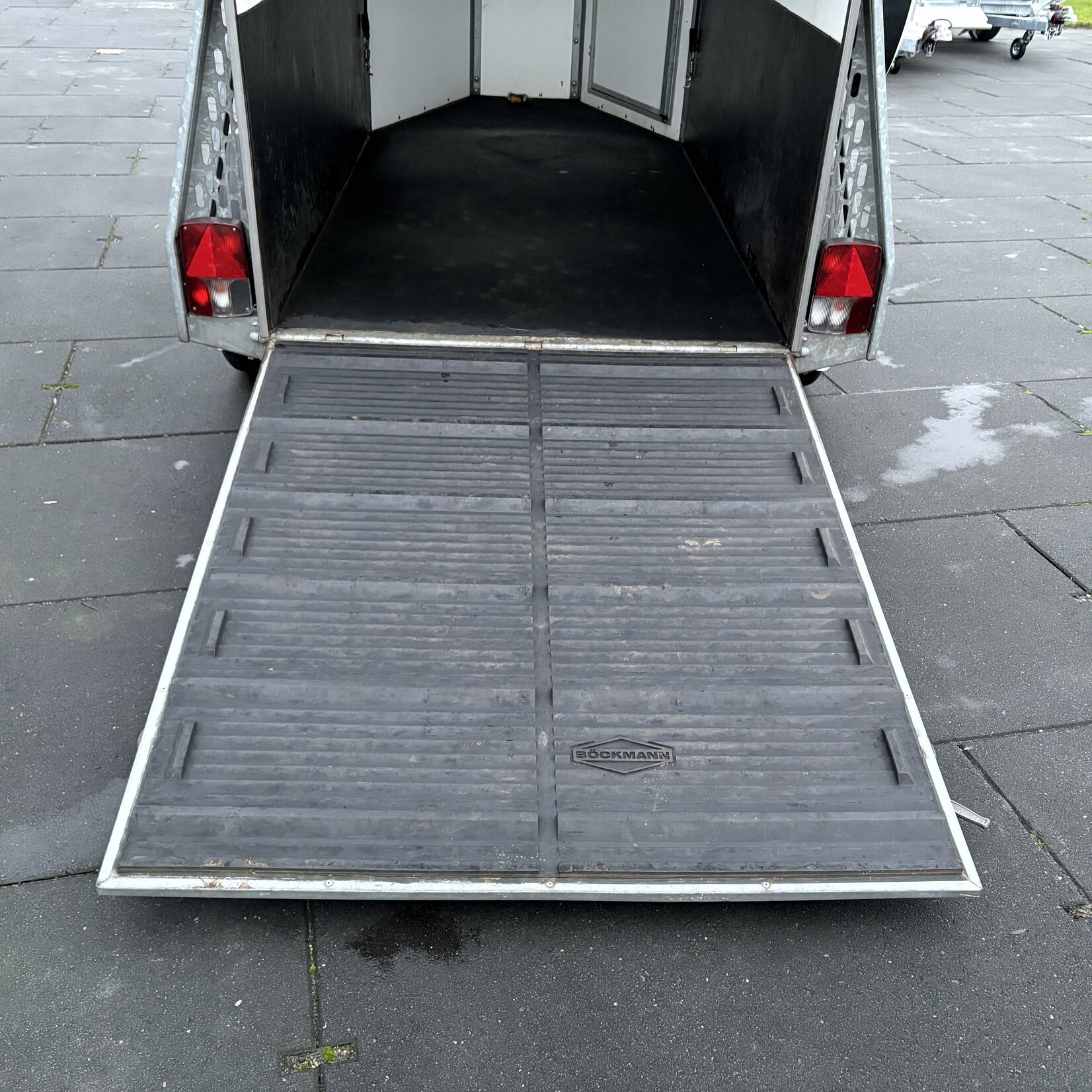 bockmann UNO in zeer goede staat 1,5 paards paardentrailer