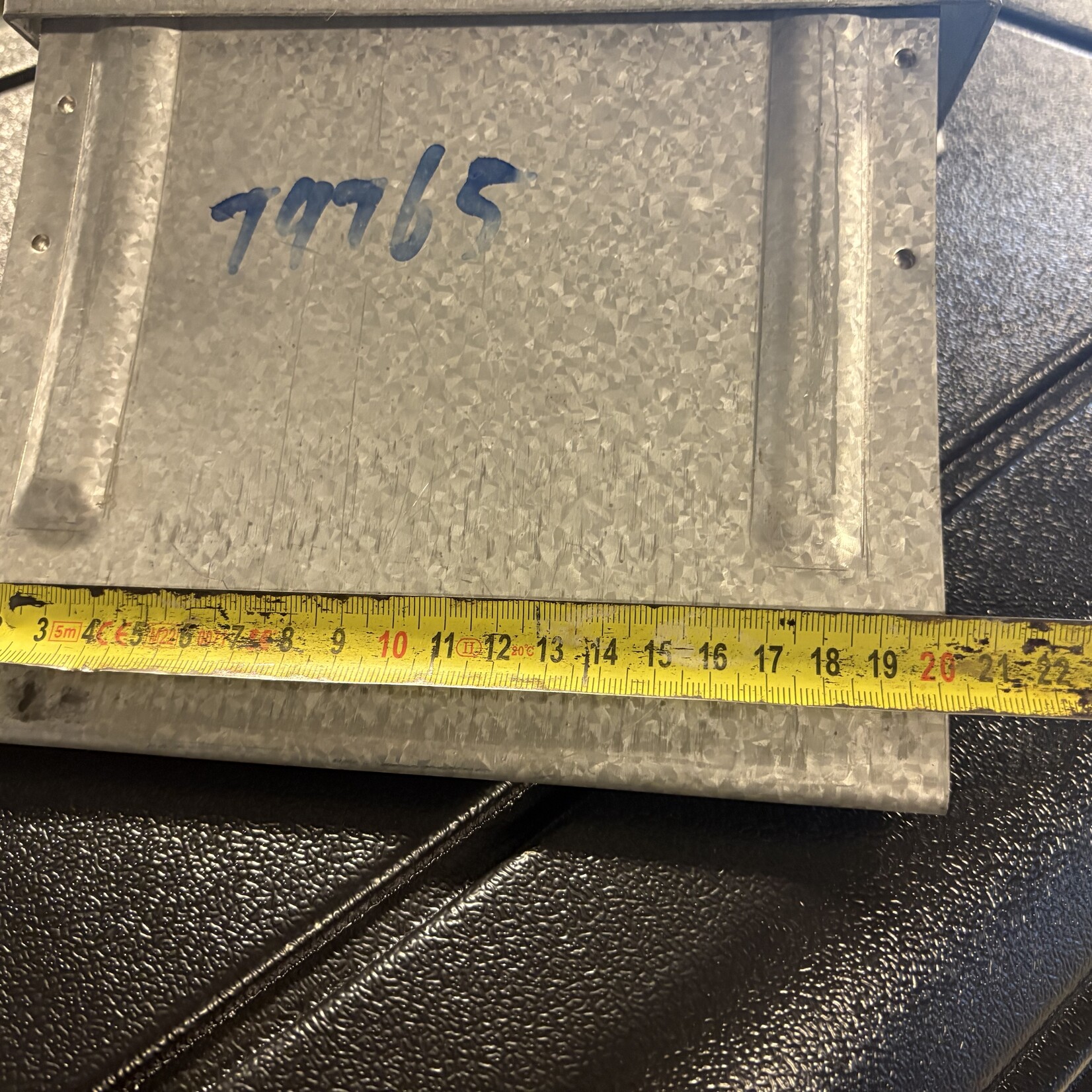 Wielkeg G 53 verzinkt  465x200x231mm (LxBxH)