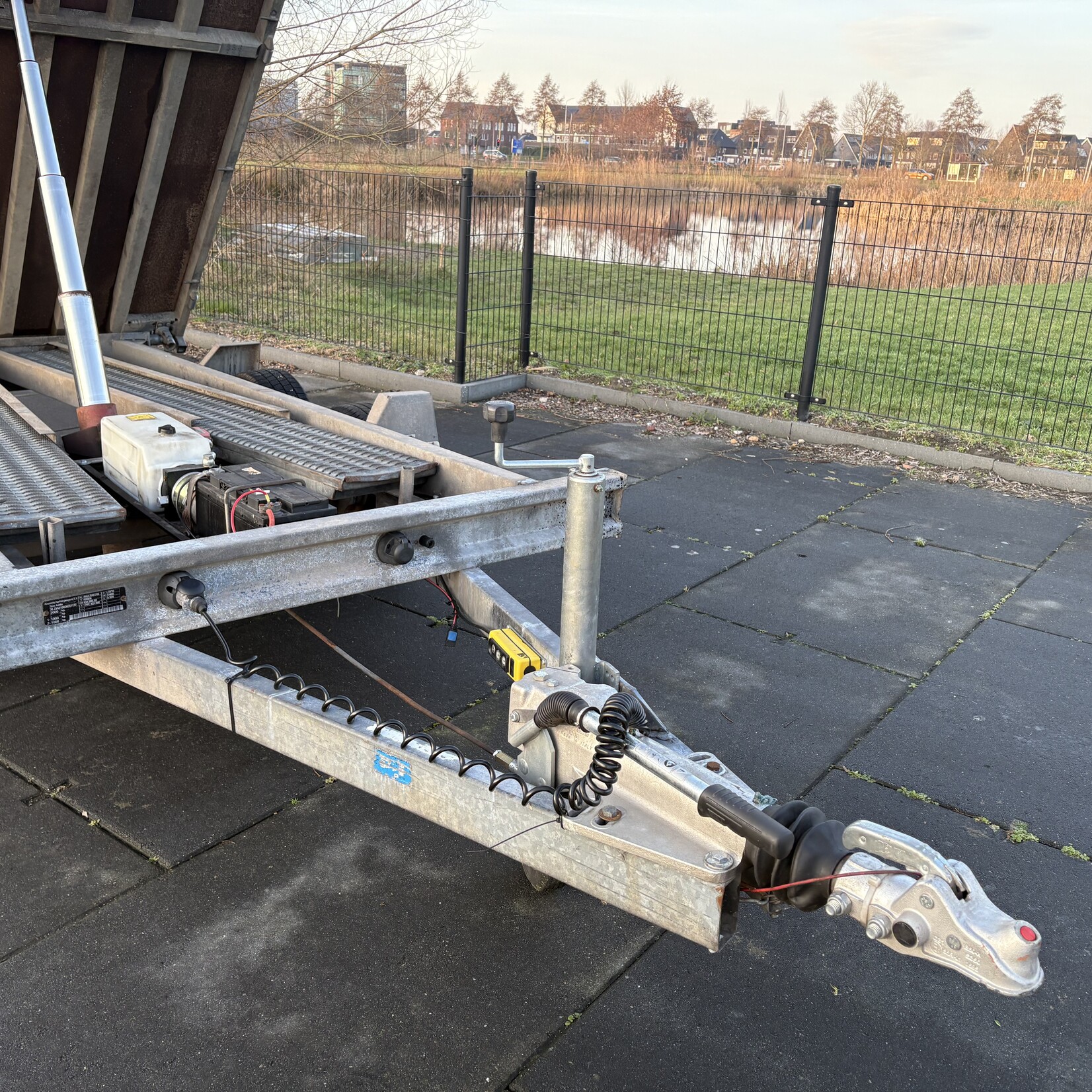 Anssems kipper met nieuwe borden