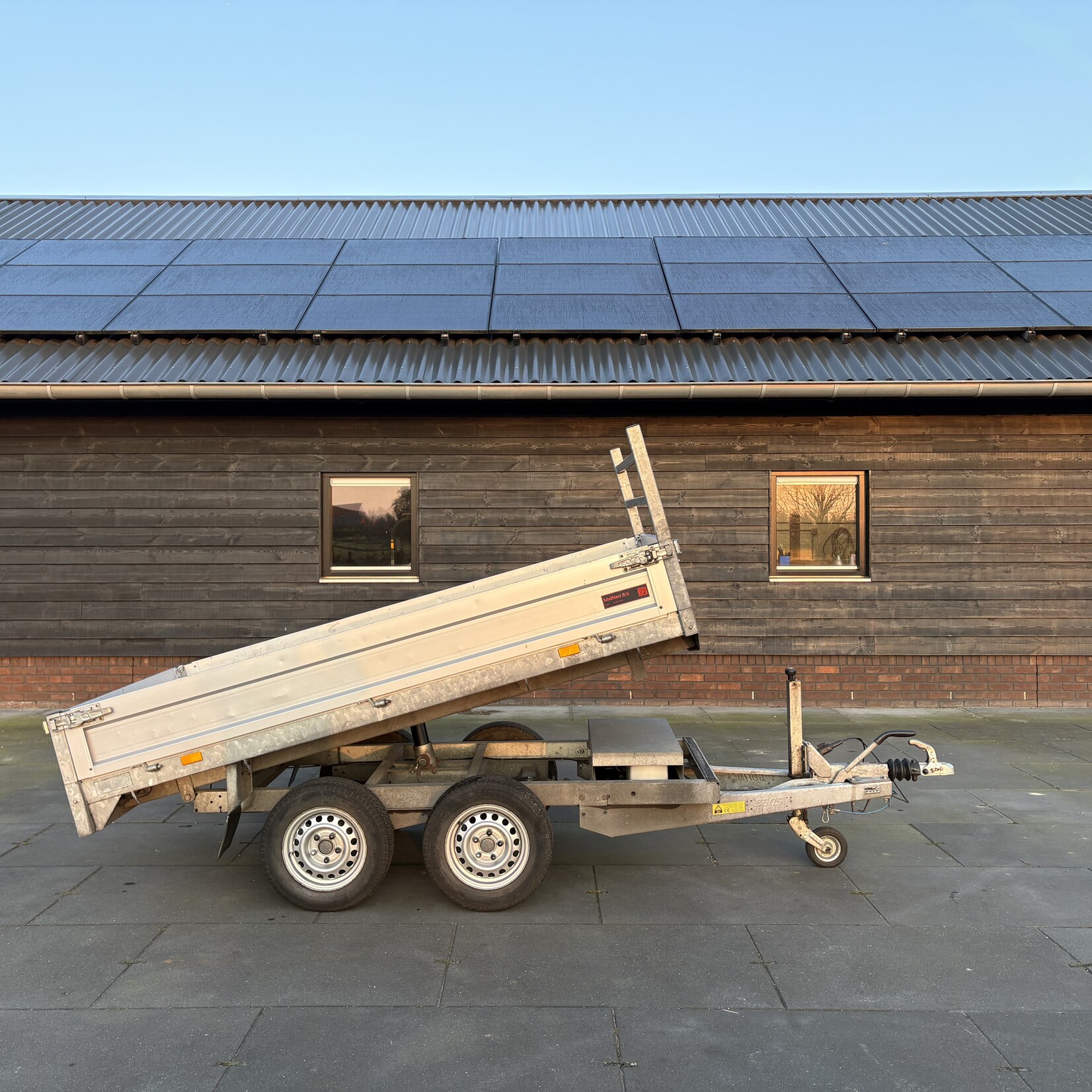 Saris kipper 270 x 150 cm elektrisch bediend