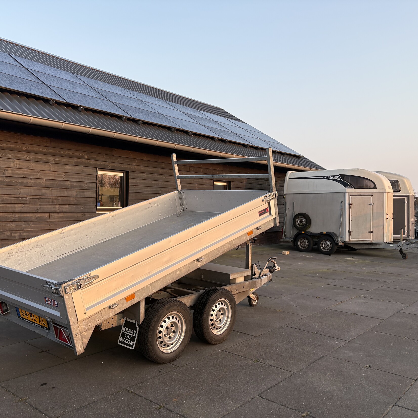 Saris kipper 270 x 150 cm elektrisch bediend