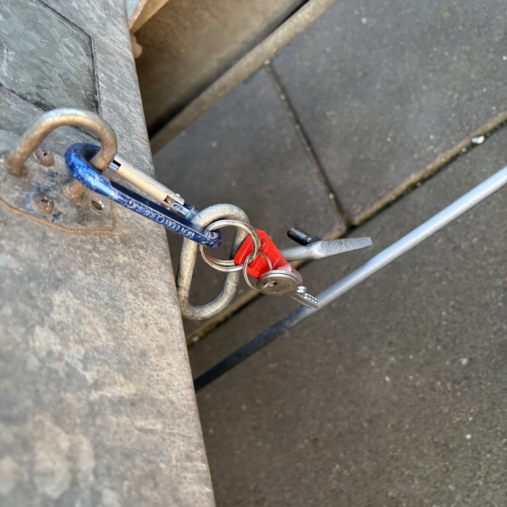 Hapert kipper 305 x 160 cm 3-zijdig met rijplaten en opzetborden