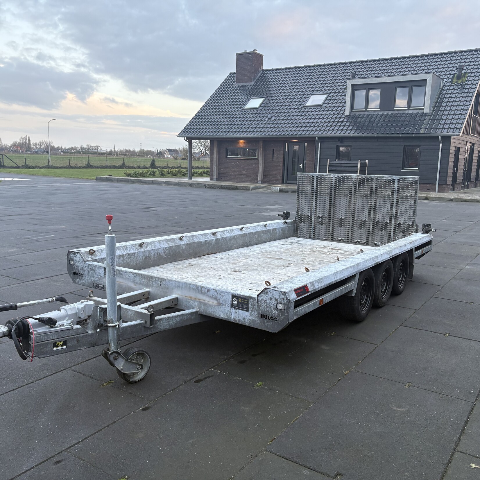 Hulco Terrax 394 x 184 cm 3500 kg met 100 klep