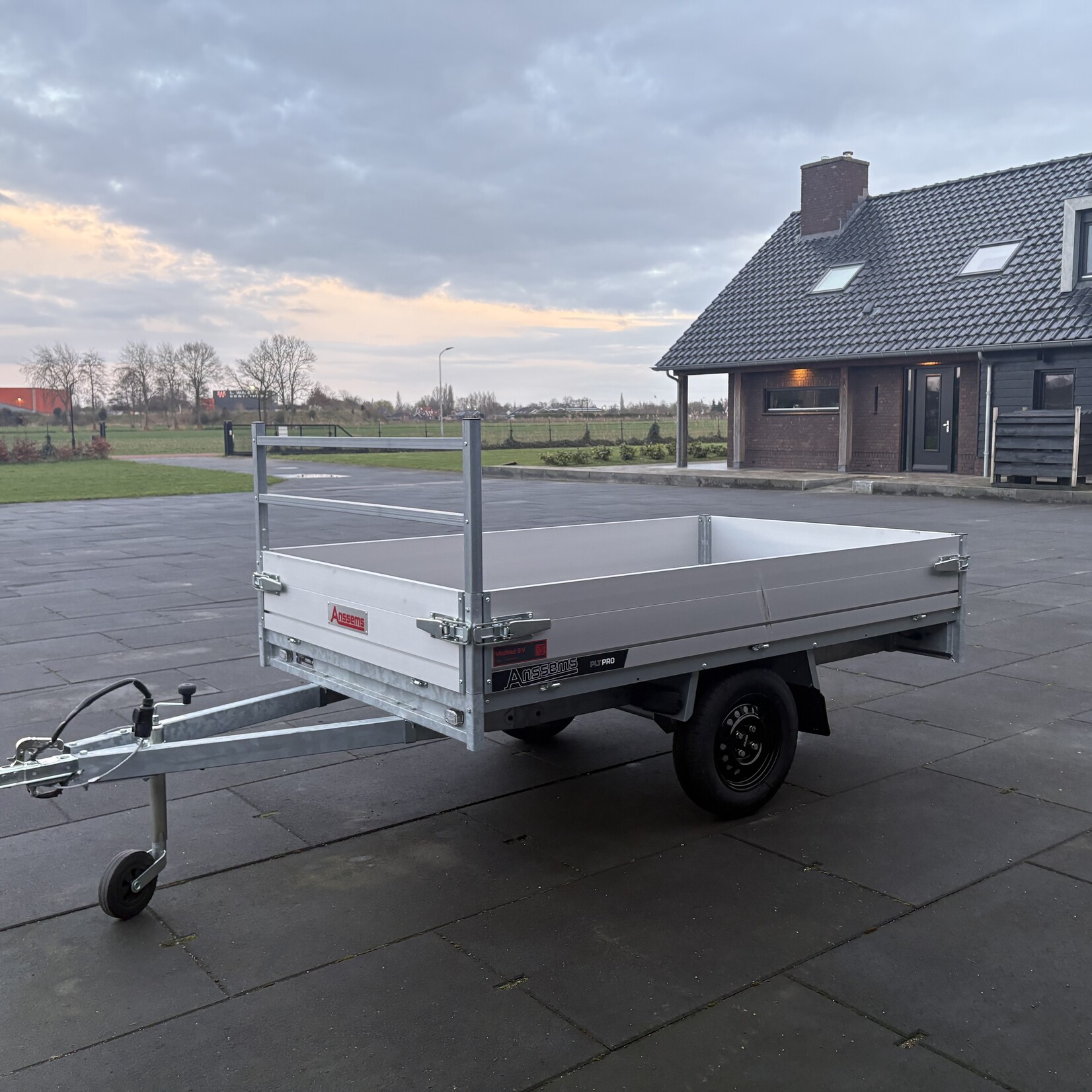 Anssems PLT-Pro DEMO aktie 251 x 151 cm 750 kg