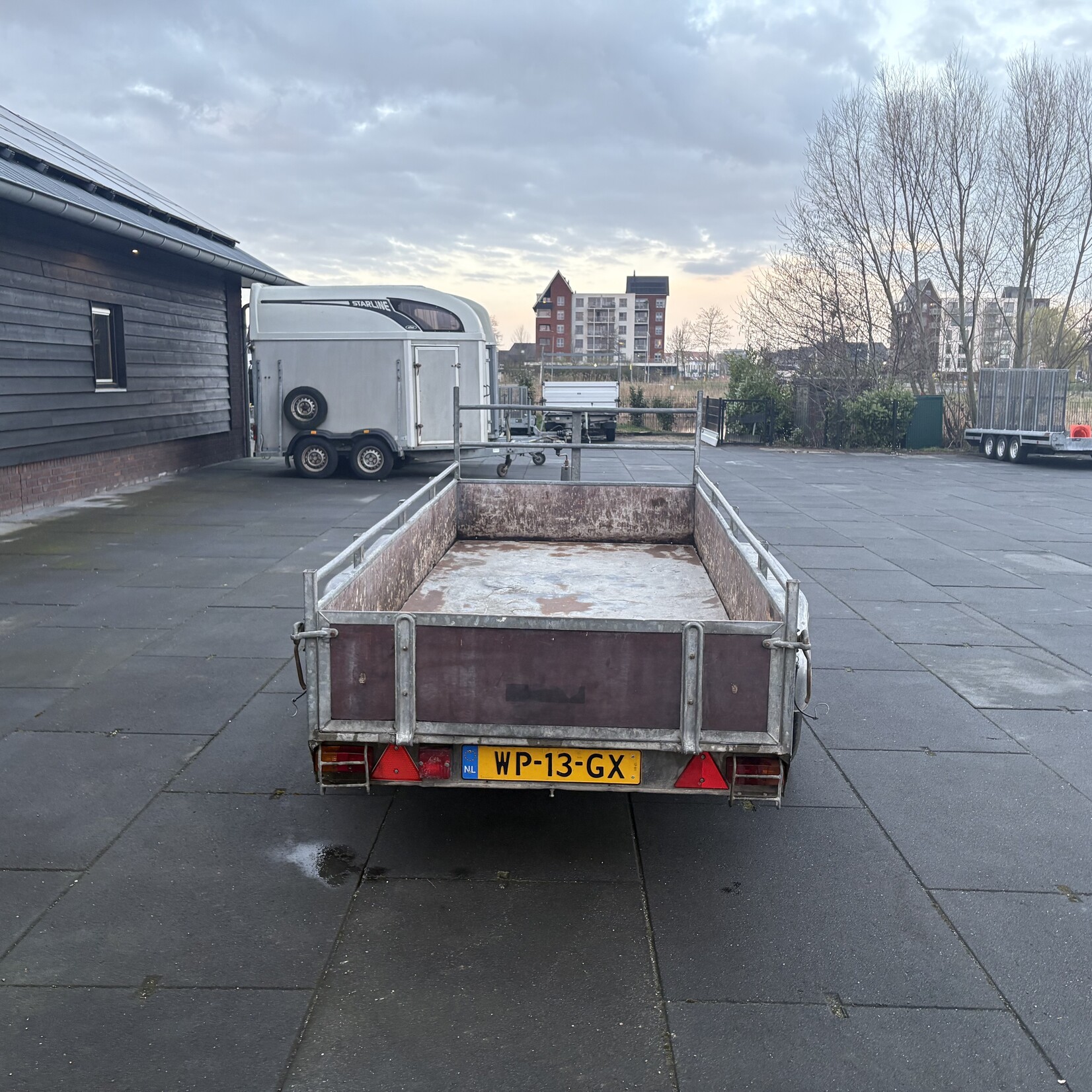 Hapert Bakwagen 300 x 130 cm 2000 kg