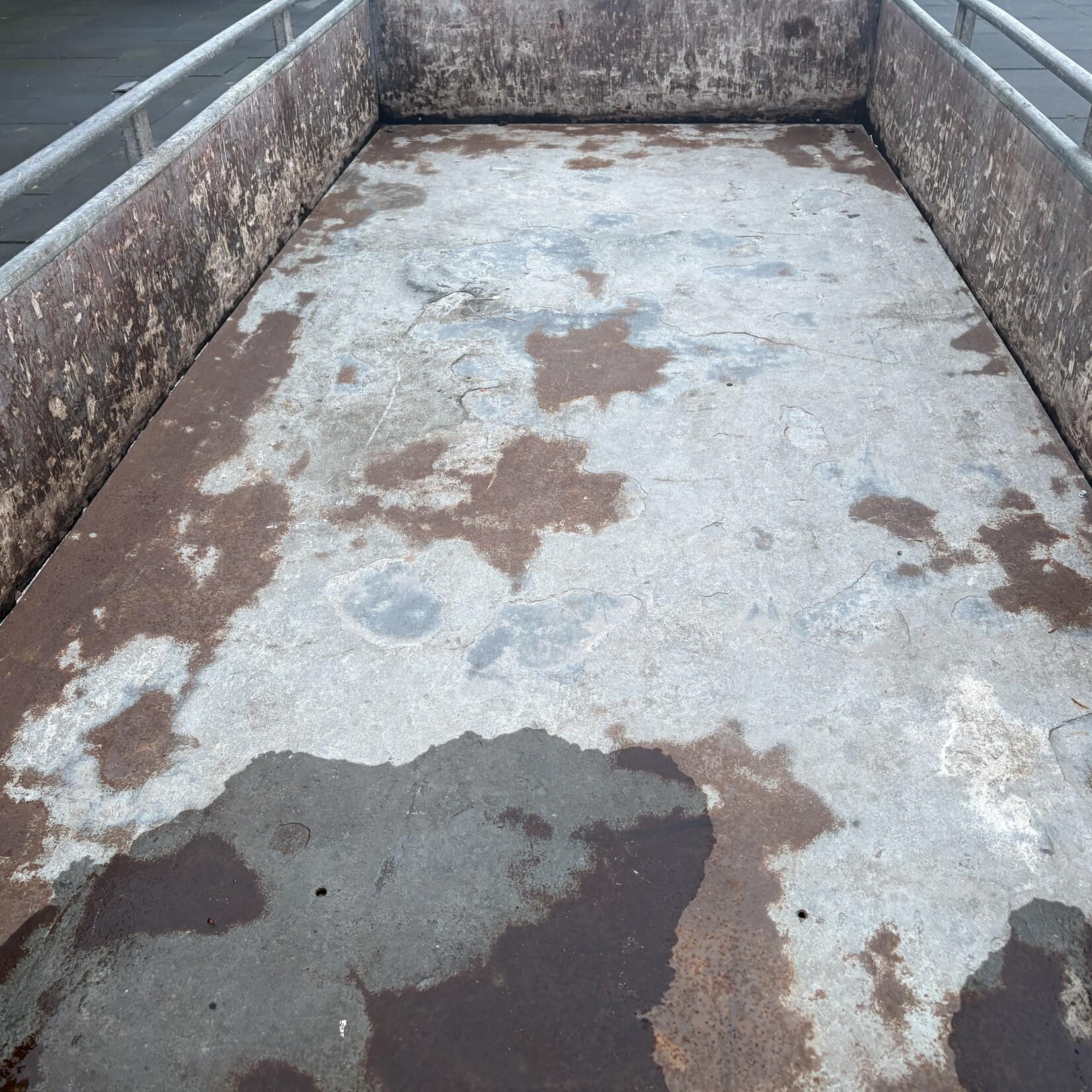 Hapert Bakwagen 300 x 130 cm 2000 kg