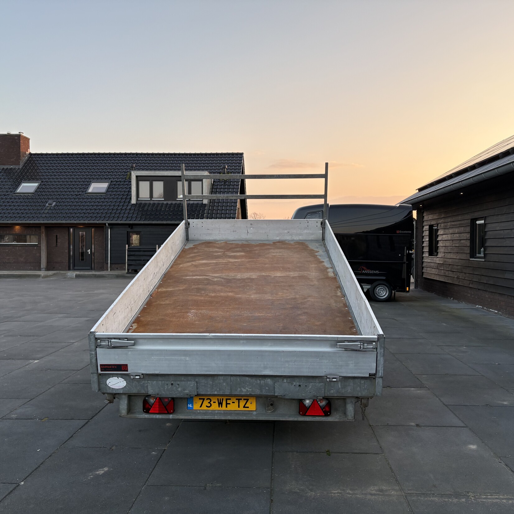 Henra 400 x 200 cm kipper 3500 kg